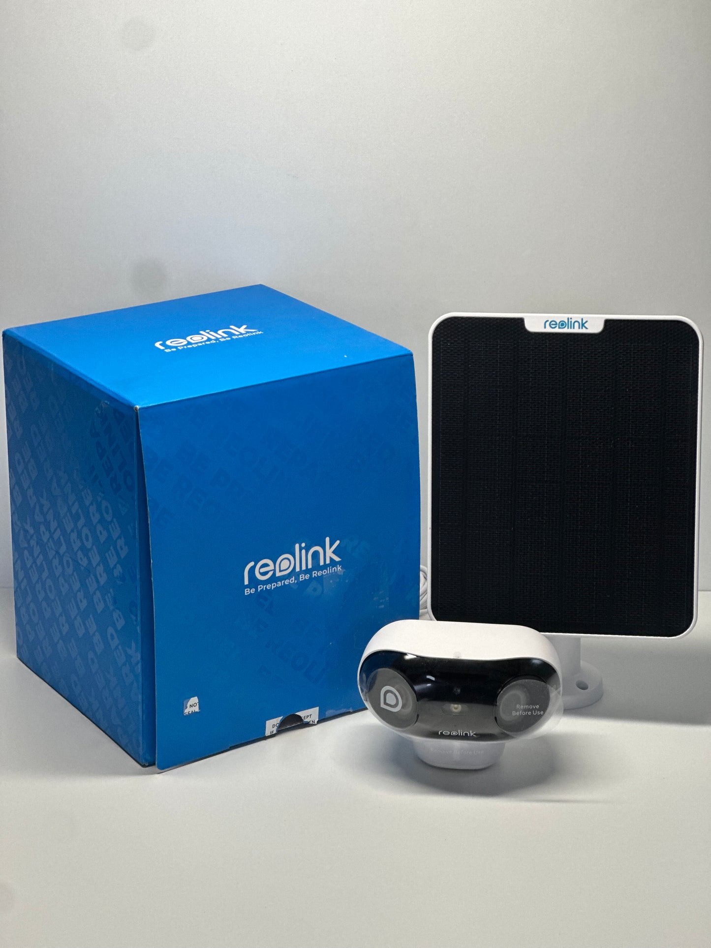 Reolink Argus 4 Pro, 4K Solar Überwachungskamera Aussen Akku, ColorX-Nachtsicht, 180°-Weitwinkel, 8MP Kabellose WLAN IP kamera, Dual-band Wi-Fi 6, PIR- & KI-Erkennung, IP66-Wasserdicht, mit Solarpanel