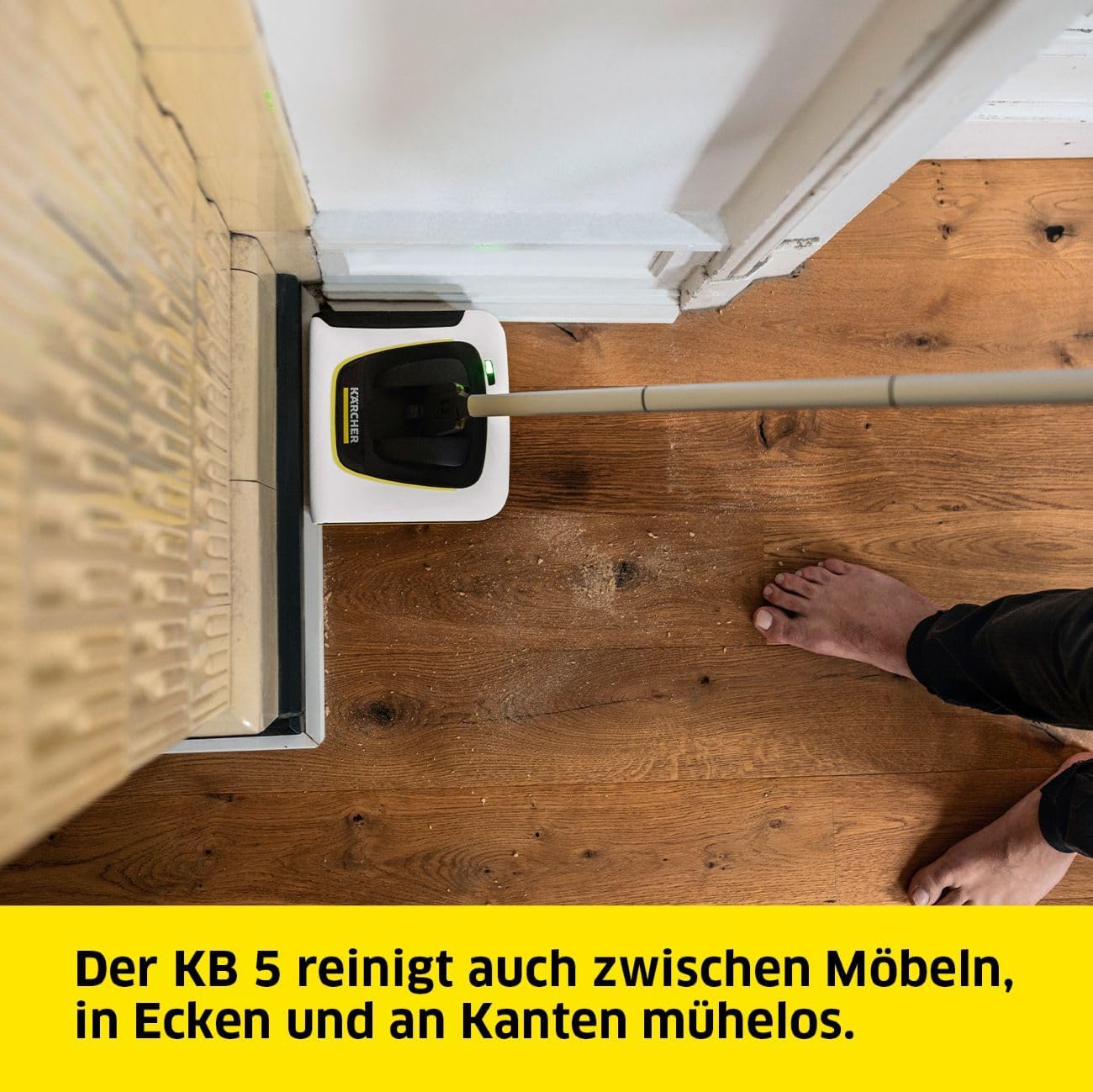 Kärcher Akku-Besen KB 5, elektrischer Besen für die schnelle Bodenreinigung