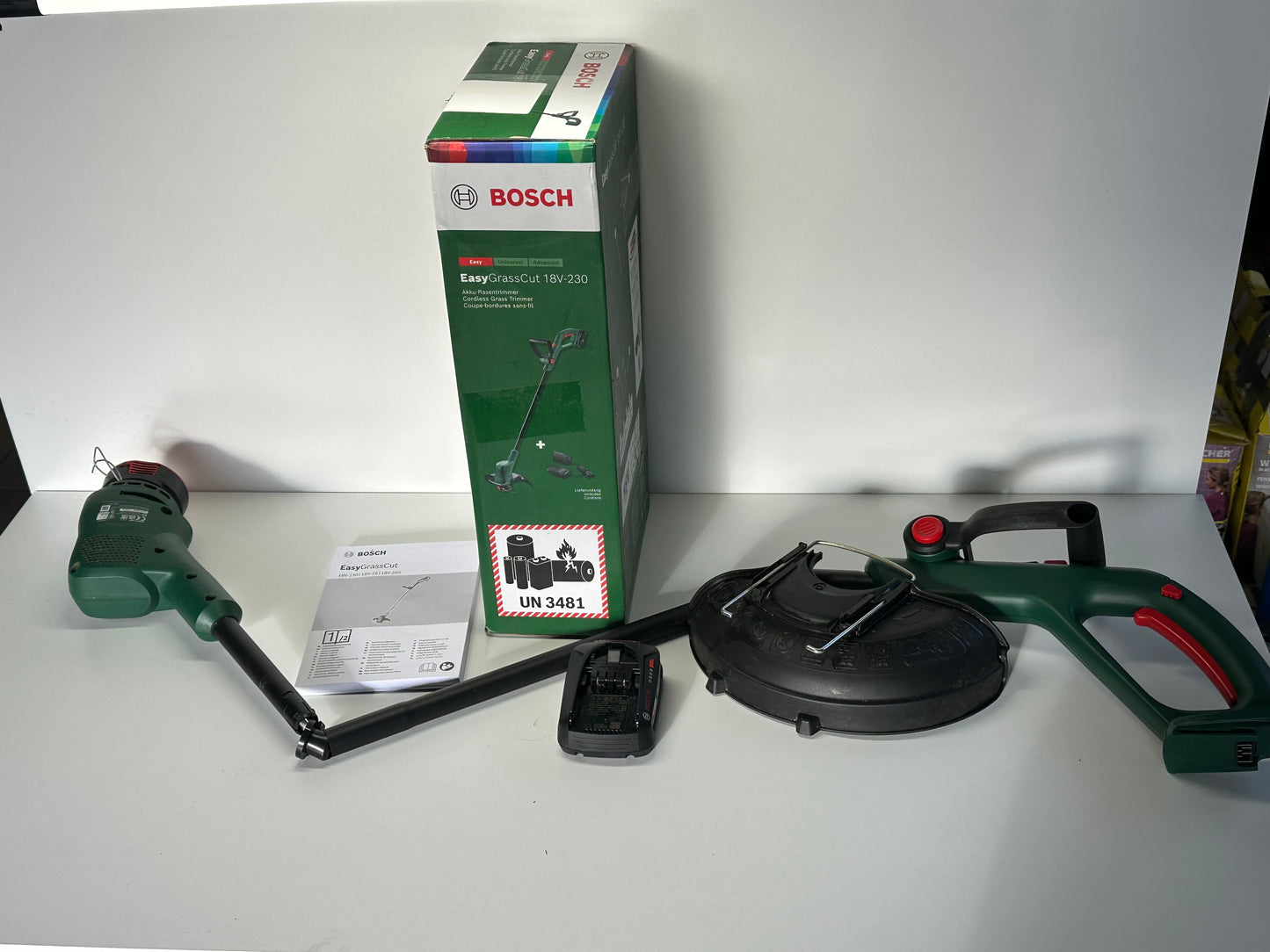 Bosch Akku Rasentrimmer EasyGrassCut 18V-230